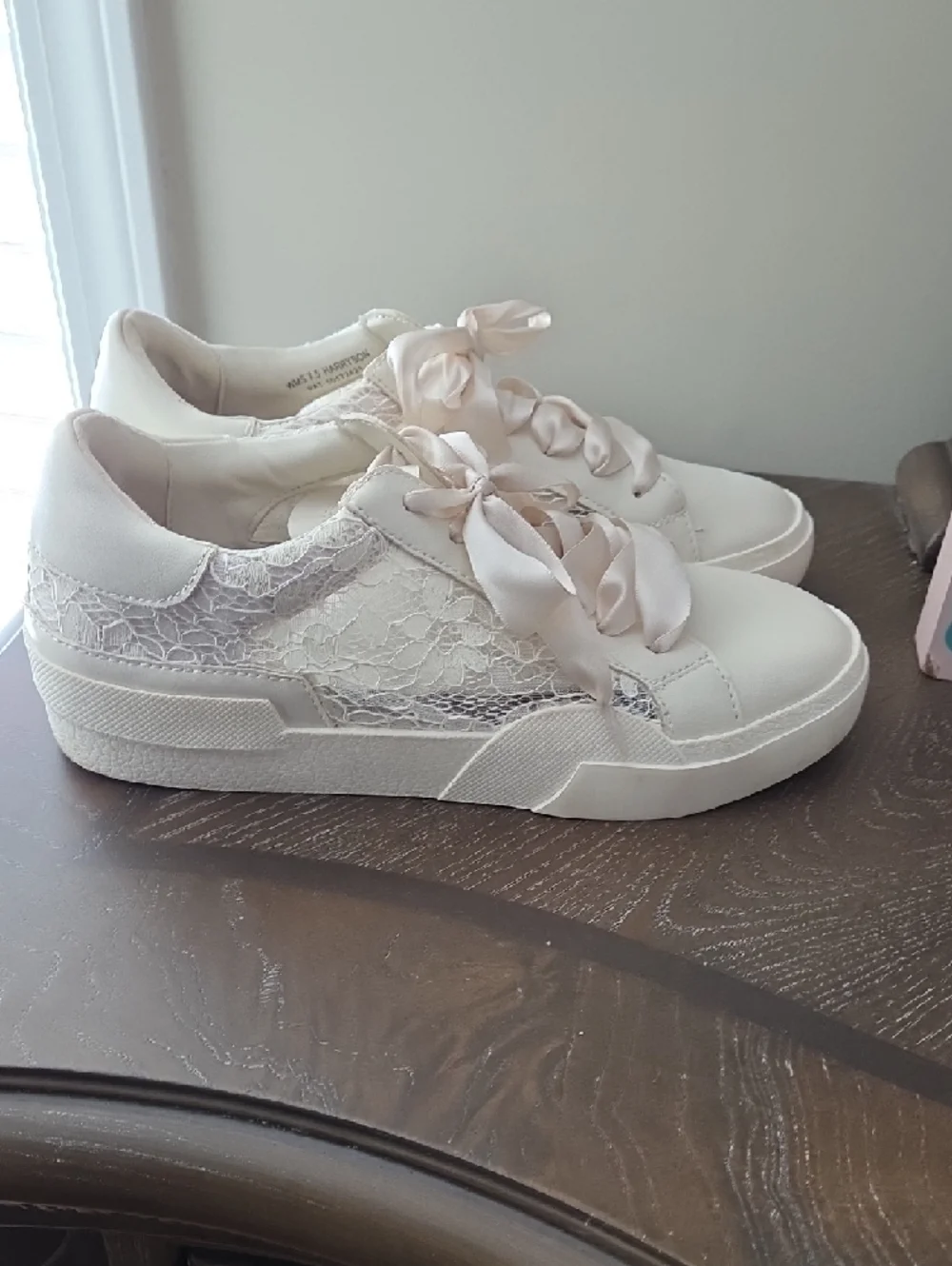 Dolce Vita Cream Ribbon-Lace Sneakers - Picture 3 of 8
